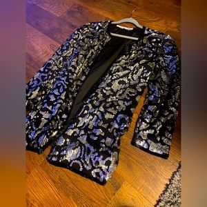 Vintage bead and sequin embellished blouse. 🥰🥰🥰🤩🤩🤩